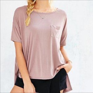 UO Silence + Noise Vintage Look Pocket Tee Mauve M